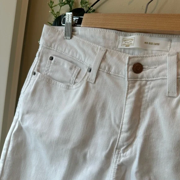 Levi’s Jeans - Picture 6 of 7